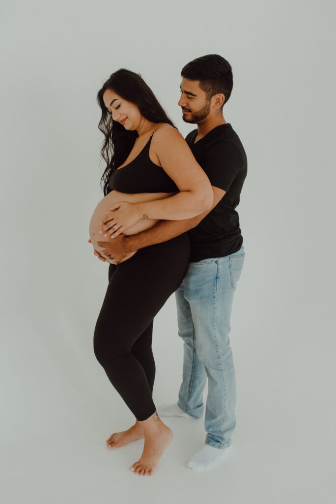 Winter Park Maternity Session at The Visuals