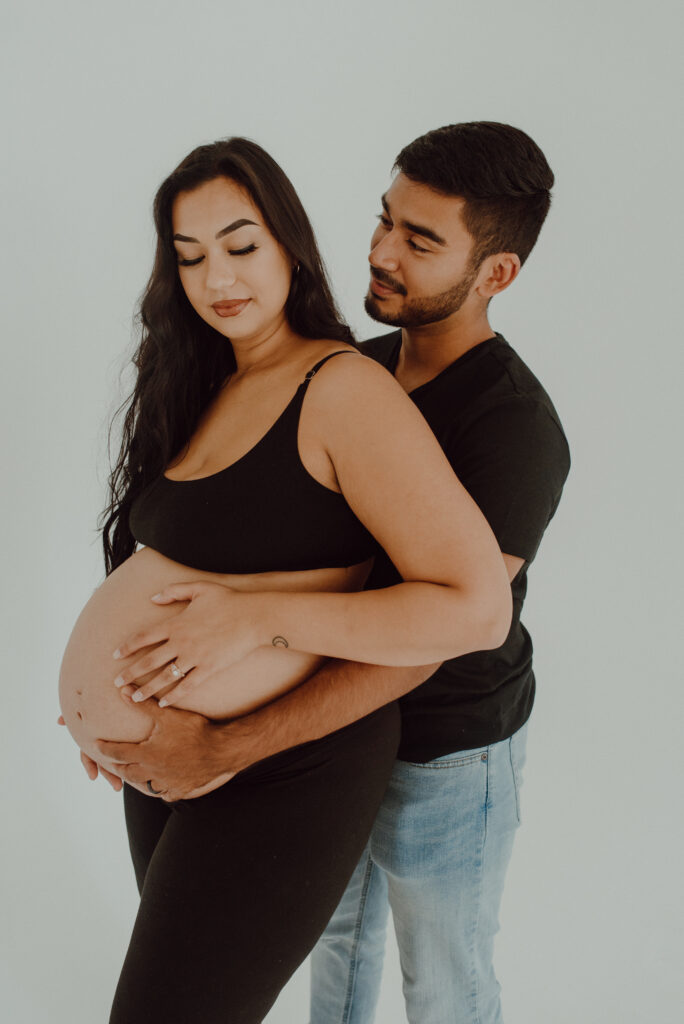 Winter Park Maternity Session at The Visuals