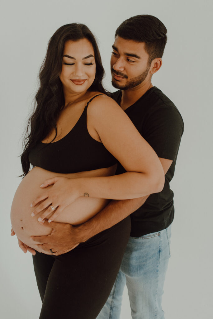 Winter Park Maternity Session at The Visuals