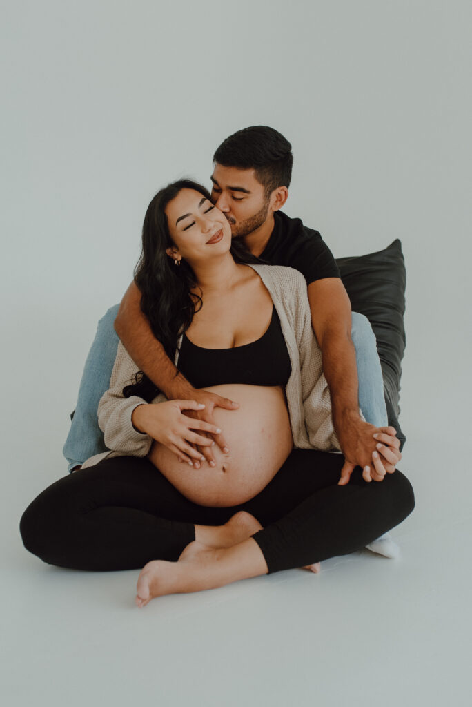 Winter Park Maternity Session at The Visuals